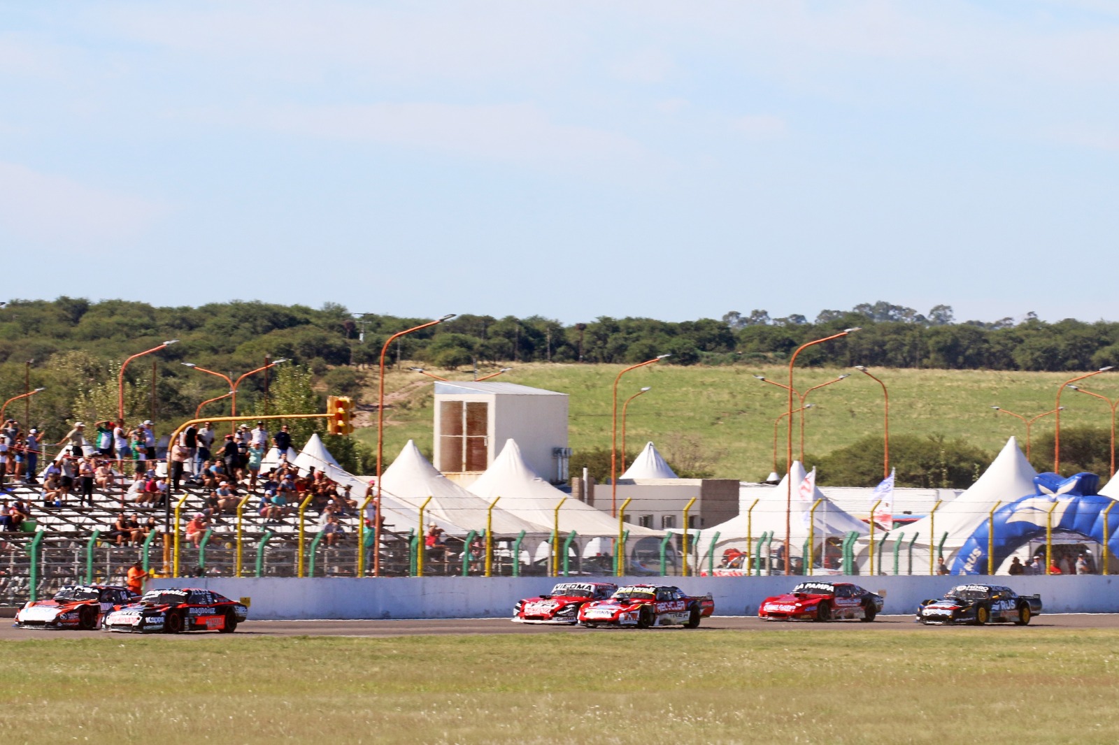 El color del TC Mouras y TC Pista Mouras desde el foco de Berna Bosco: WhatsApp Image 2023-02-05 at 15.35.07.jpeg